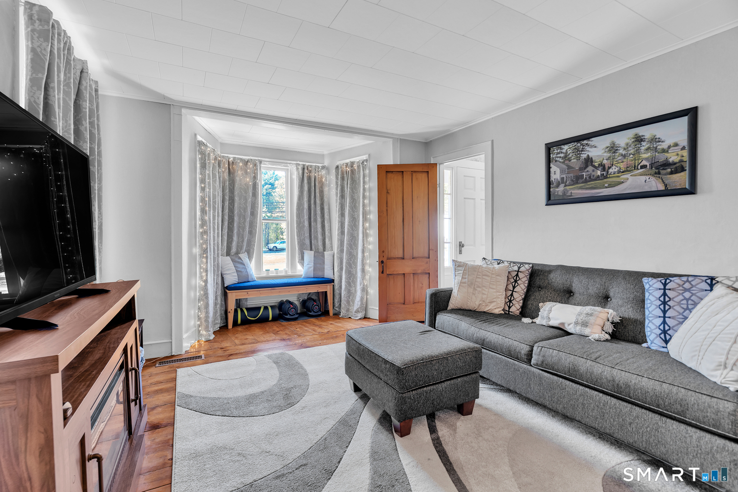 215 Walnut Street Putnam, CT 06260 - Photo 10 of 39