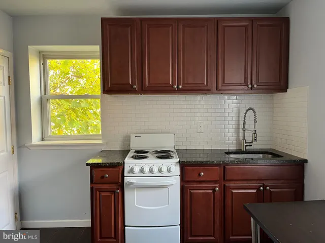 $800 | 425 North 41st Street, Philadelphia, PA 19104