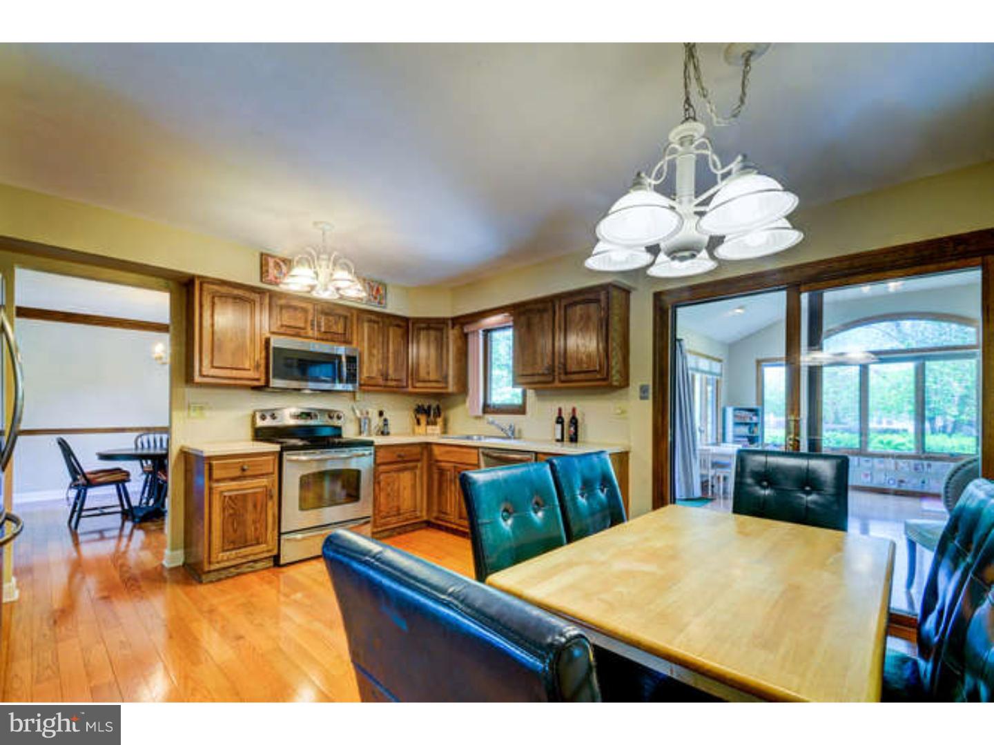 23 Stratton Drive Hamilton, NJ 08690 - Photo 11 of 25 Gallery Image 11