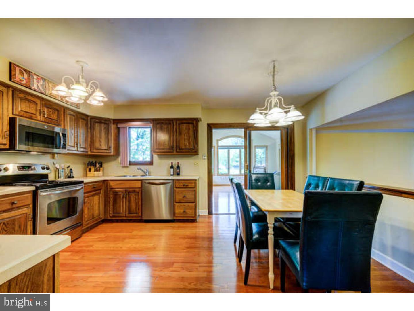 23 Stratton Drive Hamilton, NJ 08690 - Photo 14 of 25 Gallery Image 14