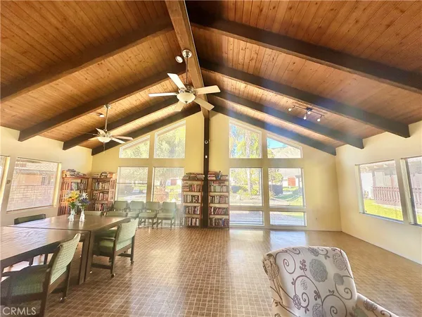 a view of a livingroom with furniture