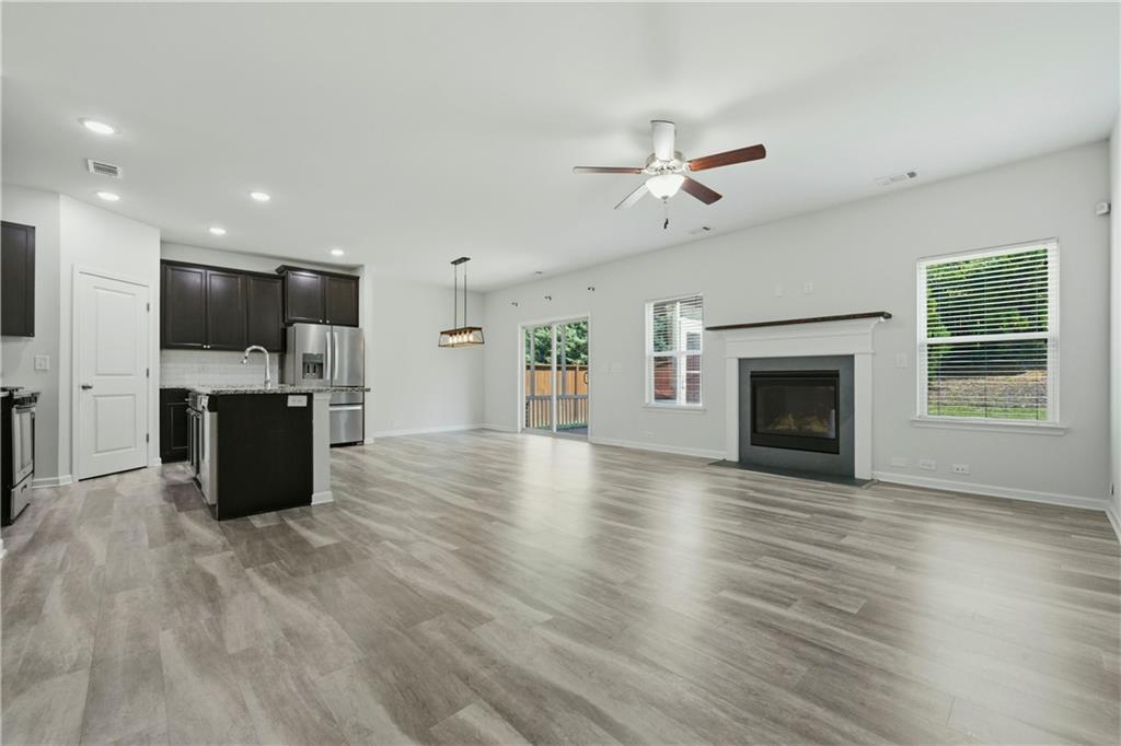1900 Azure Grove Court Marietta, GA 30008 - Photo 6 of 32