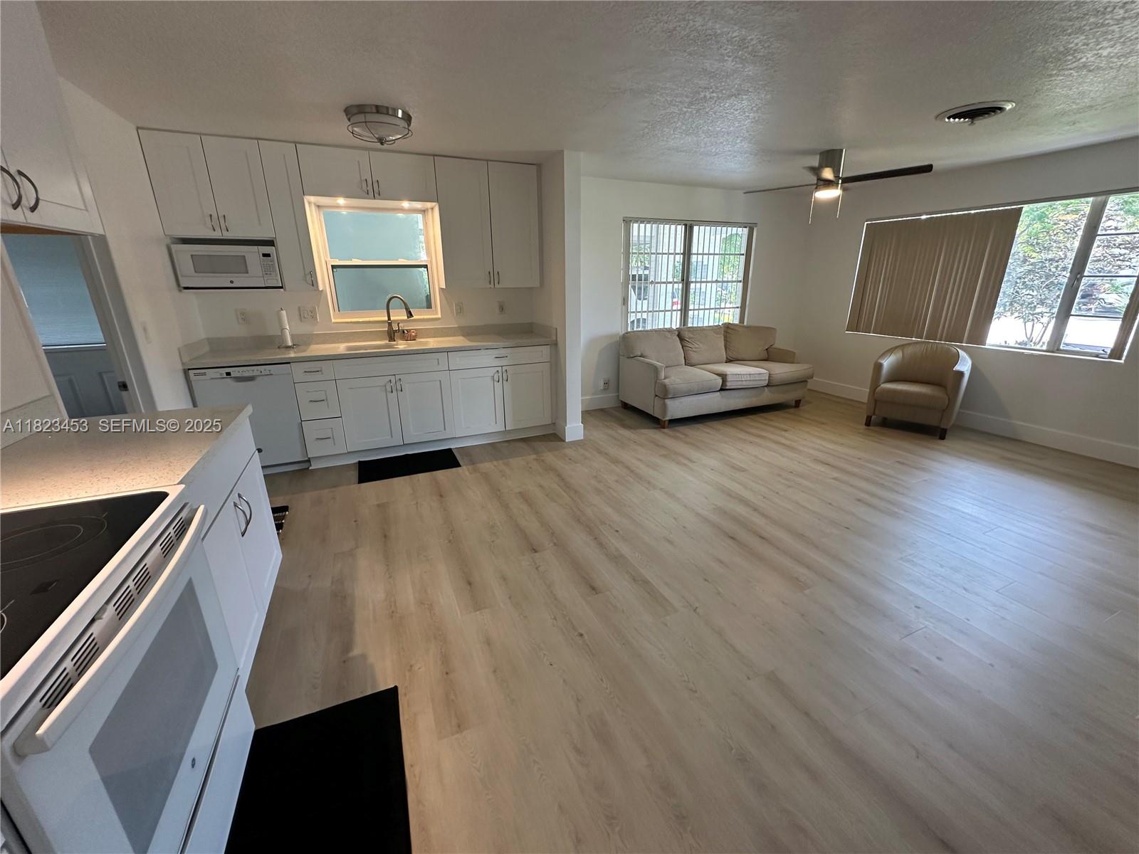 201 East 28th Street Riviera Beach, FL 33404 - Photo 11 of 27 Photo 11