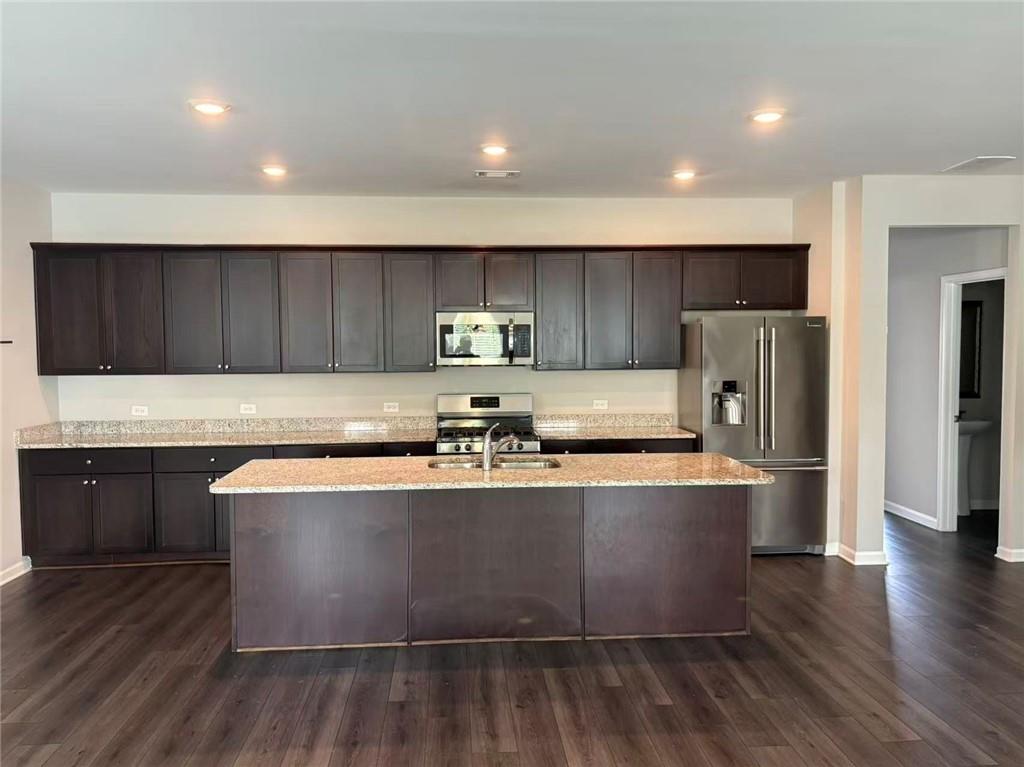 2471 Hanover Woods Road Lithonia, GA 30058 - Photo 4 of 22