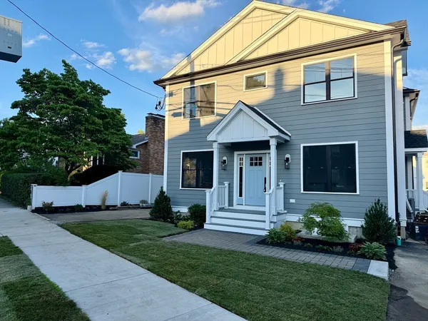 $1,239,000 | 197 Lexington Street, Unit 197, Watertown, MA 02472