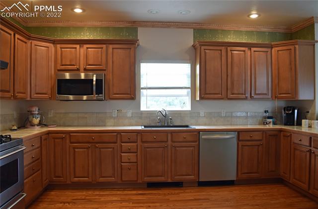 10925 Howells Road Colorado Springs, CO 80908 - Photo 12 of 28