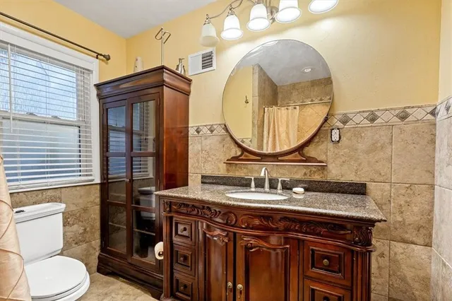 $309,000 | 5403 Blue Ridge Boulevard, Raytown, MO 64133