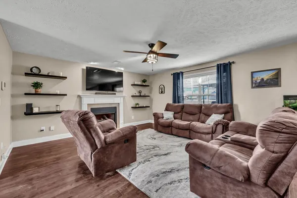 $1,850 | 1289 Morstead Drive, Clarksville, TN 37042