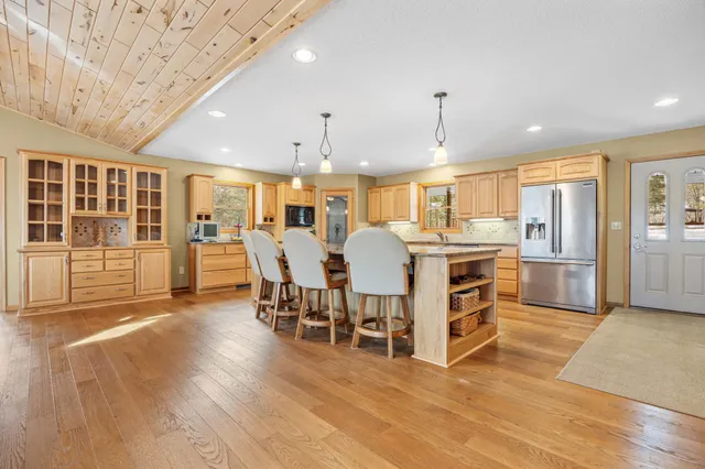 $895,000 | 38611 Co Highway 35, Waubun, MN 56589