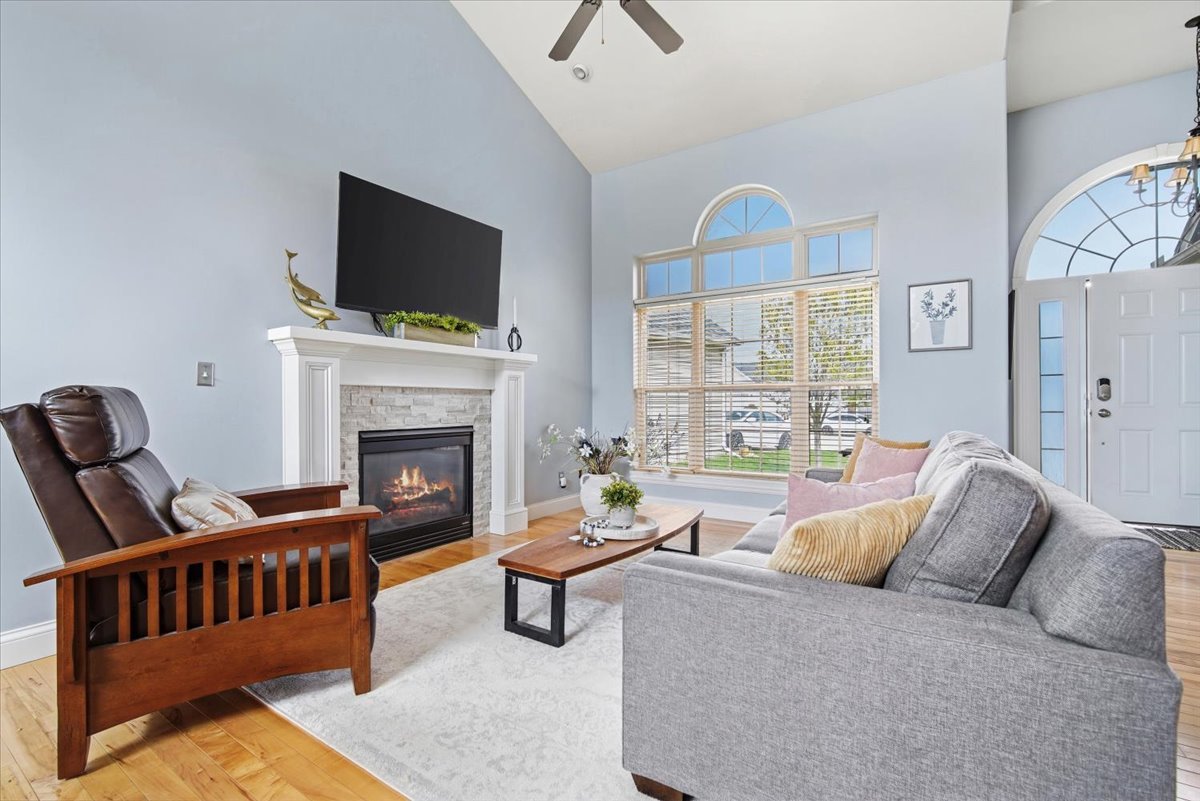 2884 Benson Lane Normal, IL 61761 - Photo 3 of 19