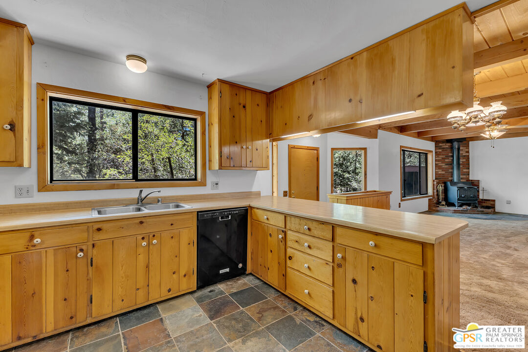 52260 Sylvan Way Idyllwild, CA 92549 - Photo 25 of 62