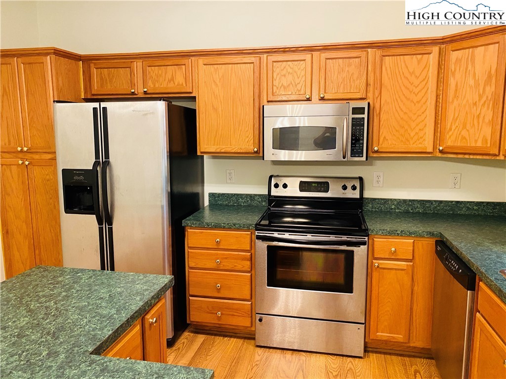 115 Blue Ridge Avenue Boone, NC 28607 - Photo 10 of 23 Gallery Image 10