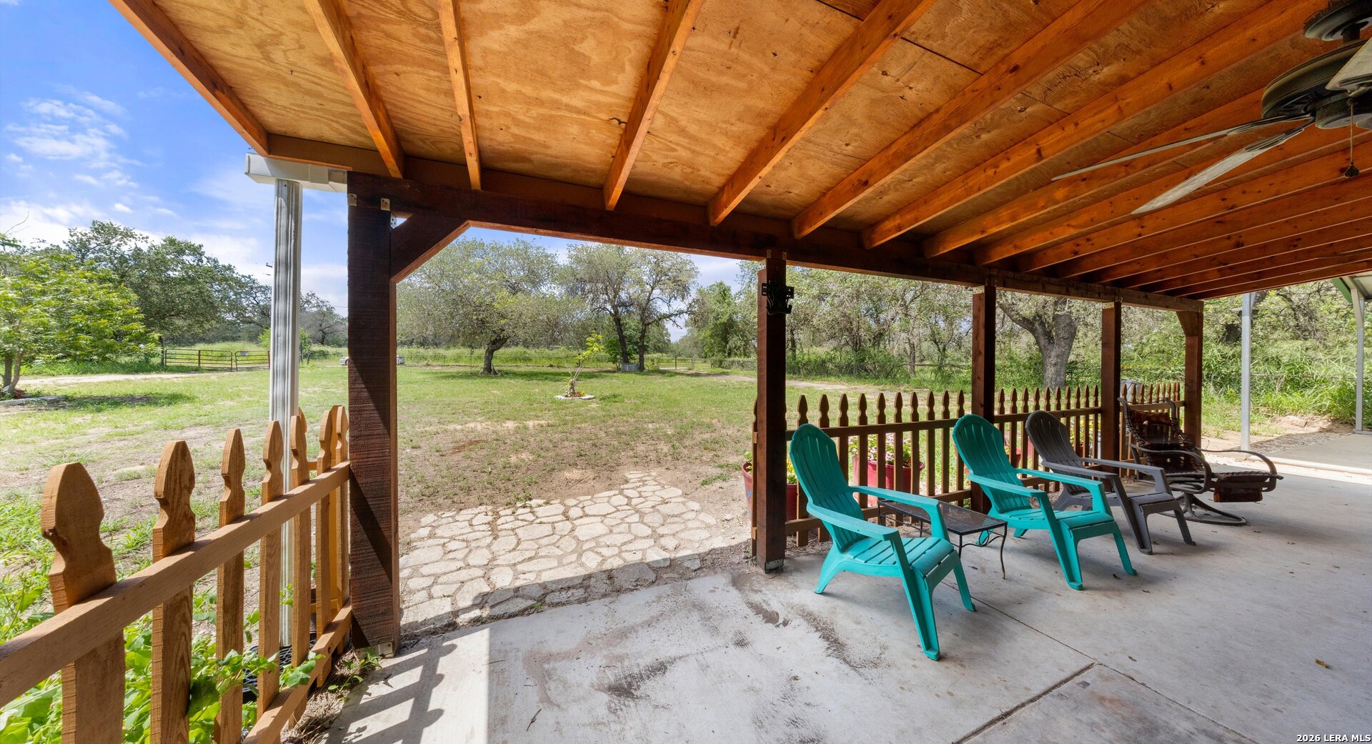 305 Waycross Road San Antonio, TX 78264 - Photo 4 of 39