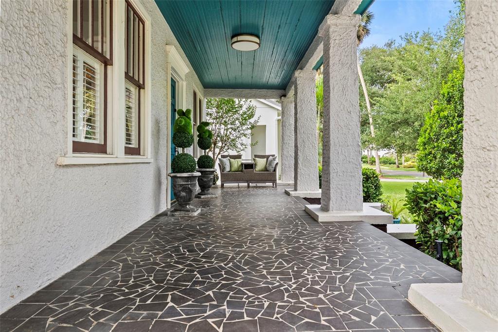 212 South Coolidge Avenue Tampa, FL 33609 - Photo 3 of 26