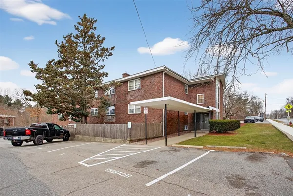 $295,000 | 881 Main Street, Unit 9, Walpole, MA 02081