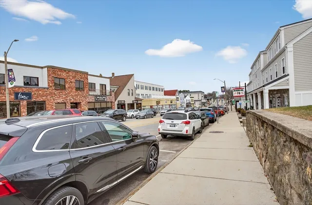 $295,000 | 881 Main Street, Unit 9, Walpole, MA 02081