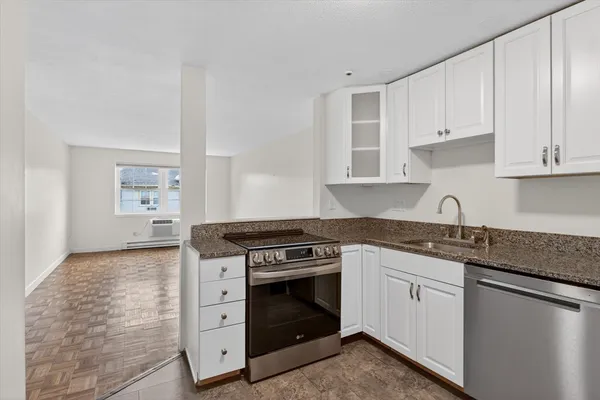 $295,000 | 881 Main Street, Unit 9, Walpole, MA 02081