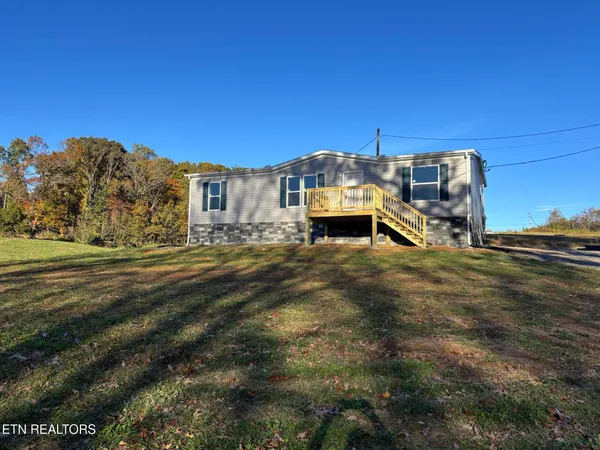 $299,900 | 501 Wa Ni Village Road, Rutledge, TN 37861