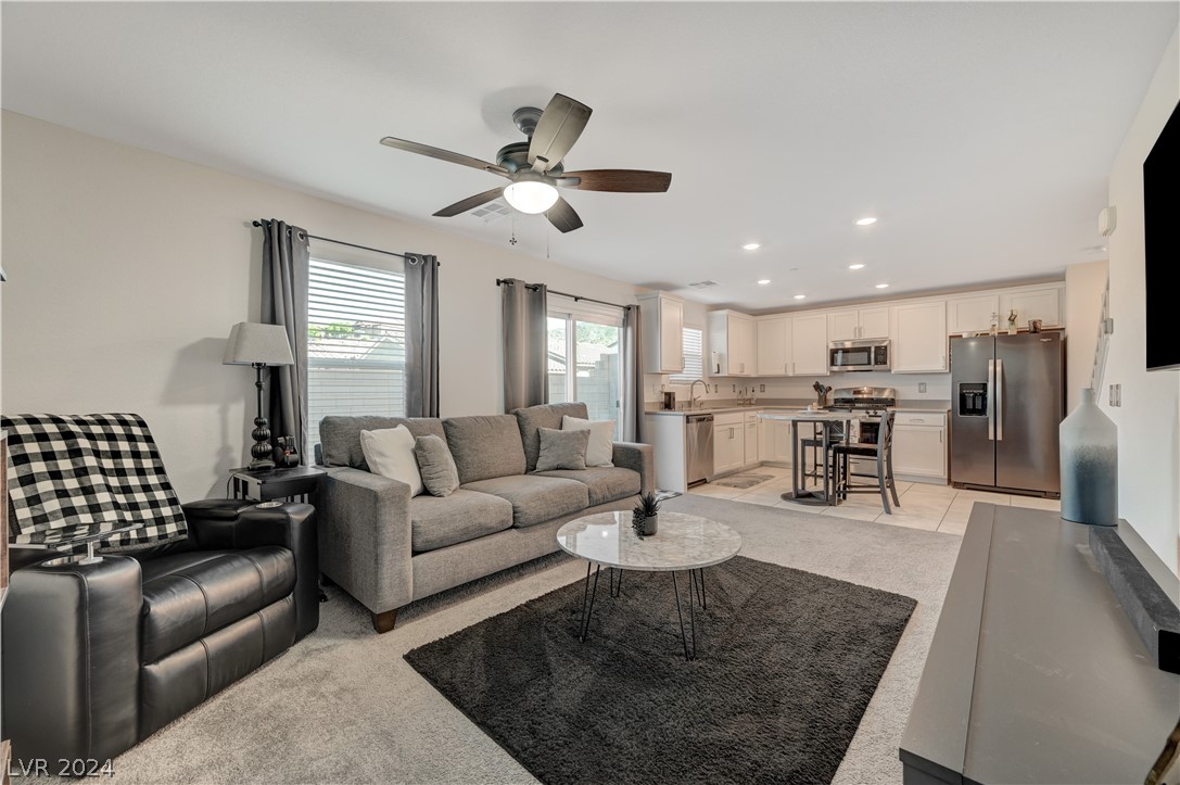 371 Rosefinch Street Henderson, NV 89012 - Photo 12 of 50