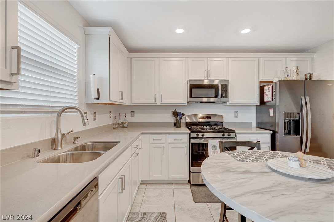 371 Rosefinch Street Henderson, NV 89012 - Photo 18 of 50