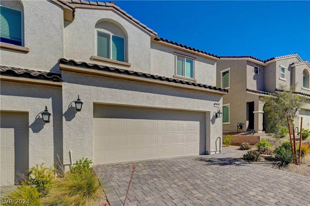 371 Rosefinch Street Henderson, NV 89012 - Photo 3 of 50