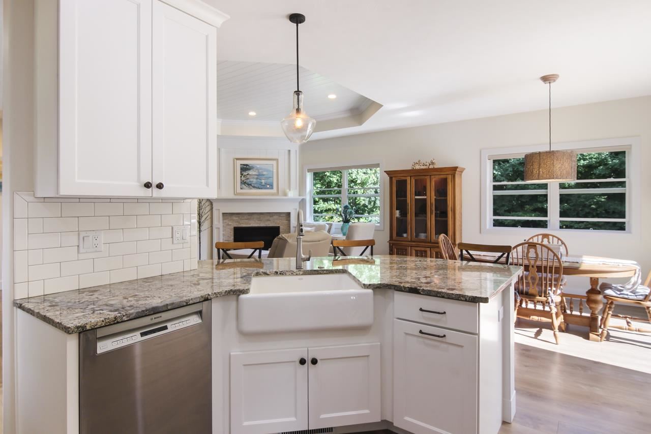 1159 South Ridge Court Traverse City, MI 49696 - Photo 15 of 31 1893276-14.JPG