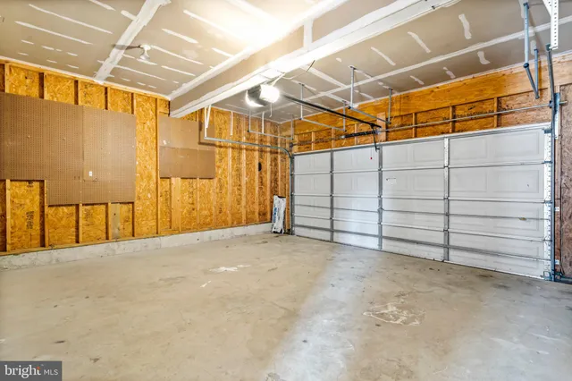 $2,450 | 21443 Hillary Court, Lexington Park, MD 20653