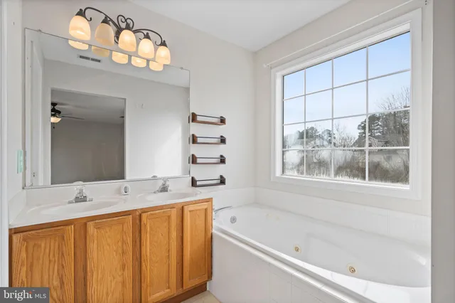 $2,450 | 21443 Hillary Court, Lexington Park, MD 20653