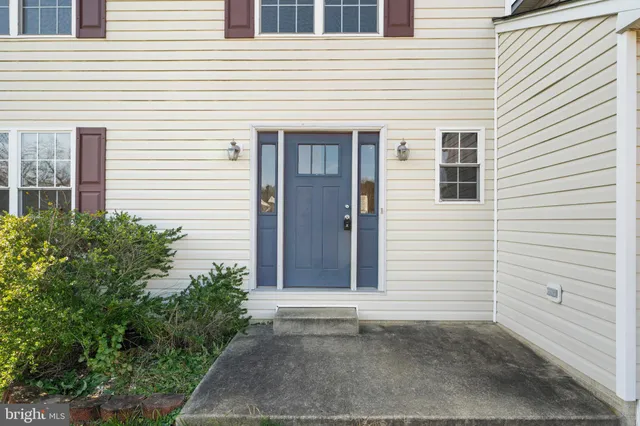 $2,450 | 21443 Hillary Court, Lexington Park, MD 20653