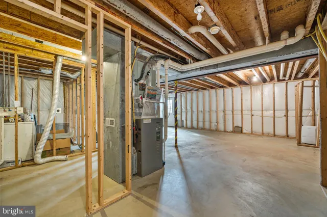 $2,450 | 21443 Hillary Court, Lexington Park, MD 20653