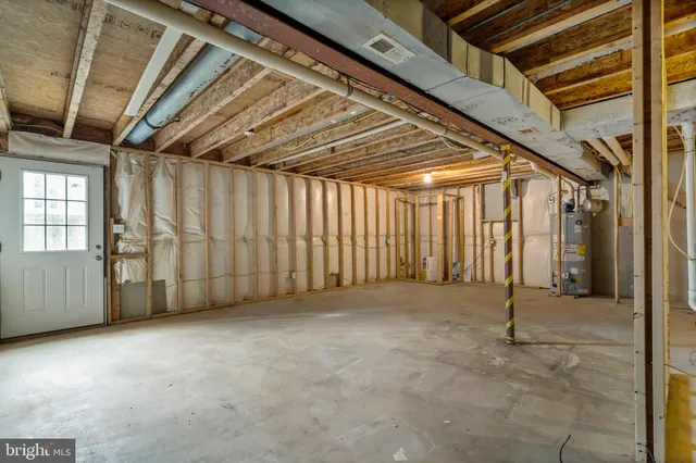 $2,450 | 21443 Hillary Court, Lexington Park, MD 20653