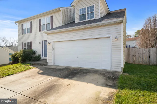 $2,450 | 21443 Hillary Court, Lexington Park, MD 20653