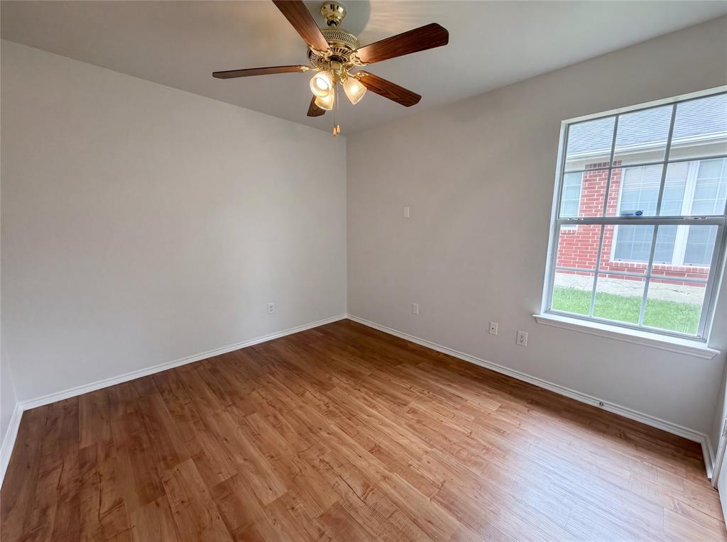 5432 Nuthatch Street Dallas, TX 75236 - Photo 8 of 16