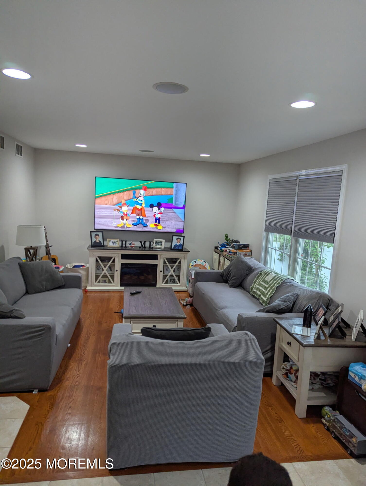 1960 Breakers Drive Barnegat, NJ 08005 - Photo 4 of 12 1960 Breakers Drive - Living room