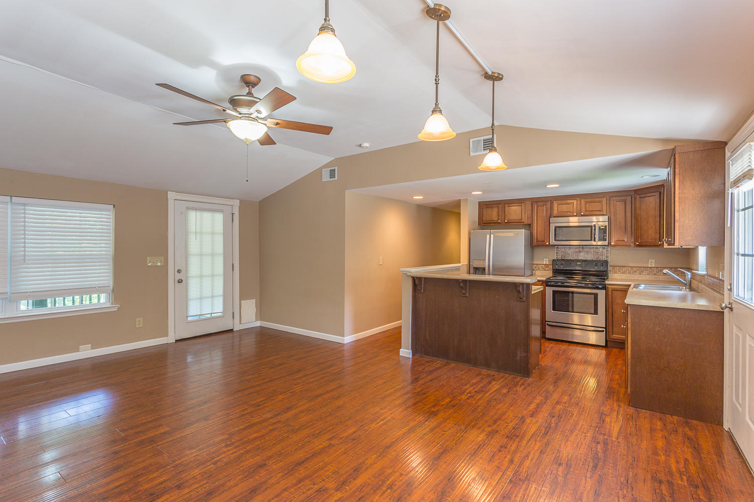 8828 Igou Gap Road Chattanooga, TN 37421 - Photo 11 of 60 8828 Igou Gap-37
