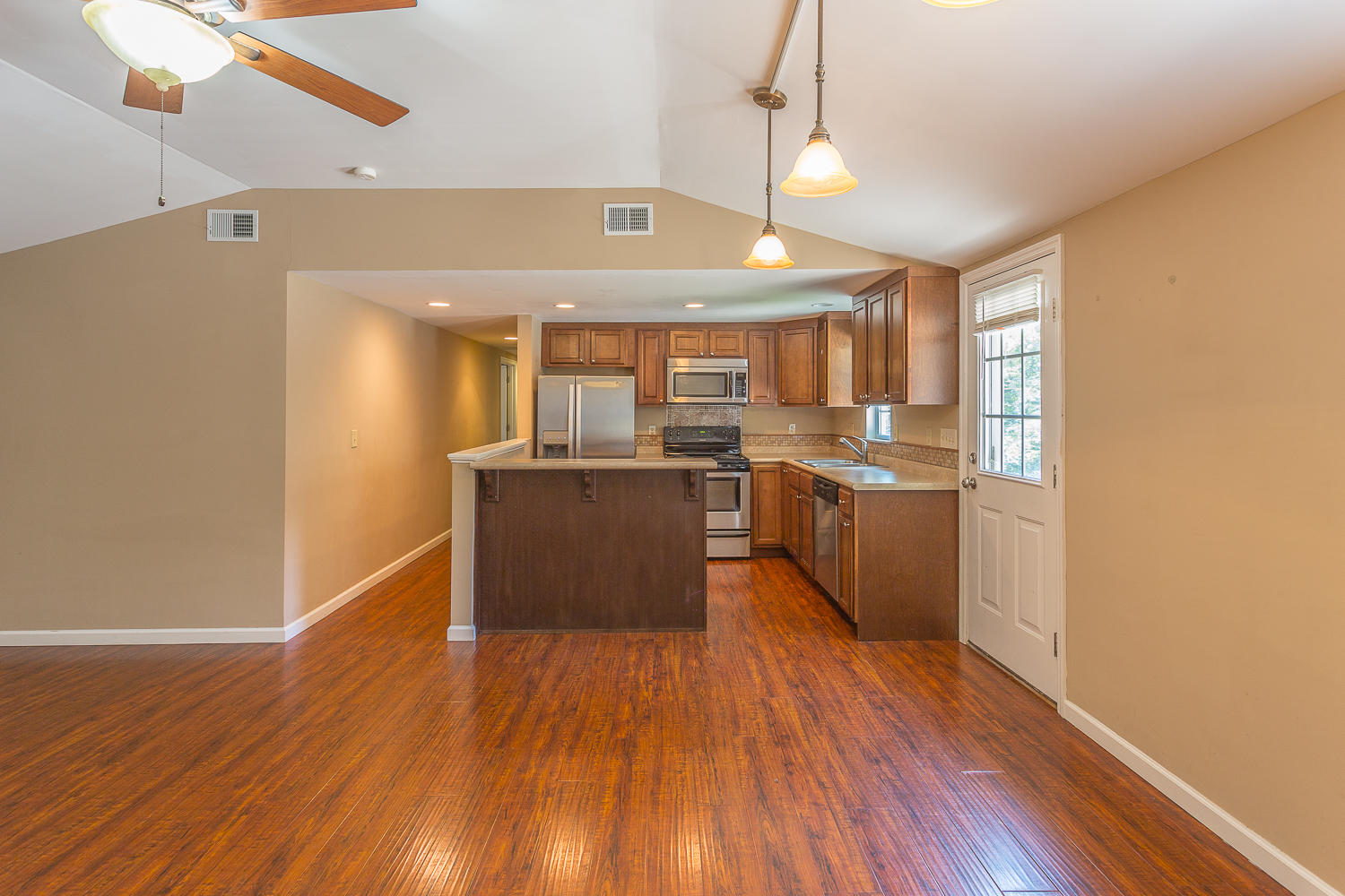 8828 Igou Gap Road Chattanooga, TN 37421 - Photo 12 of 60 8828 Igou Gap-38