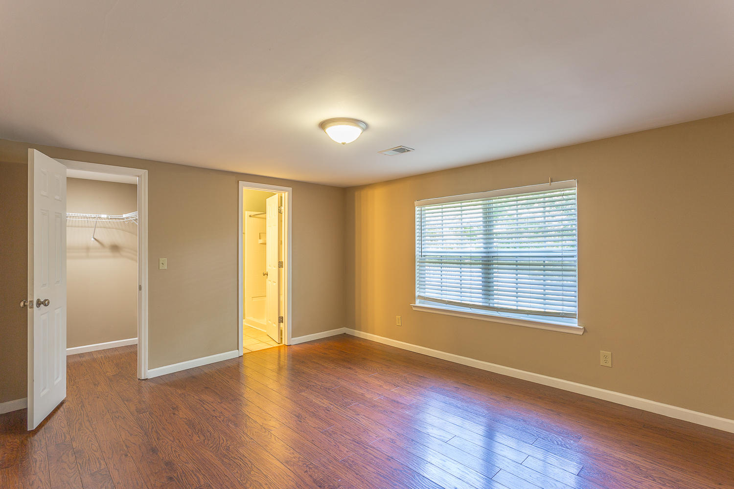 8828 Igou Gap Road Chattanooga, TN 37421 - Photo 25 of 60 8828 Igou Gap-51