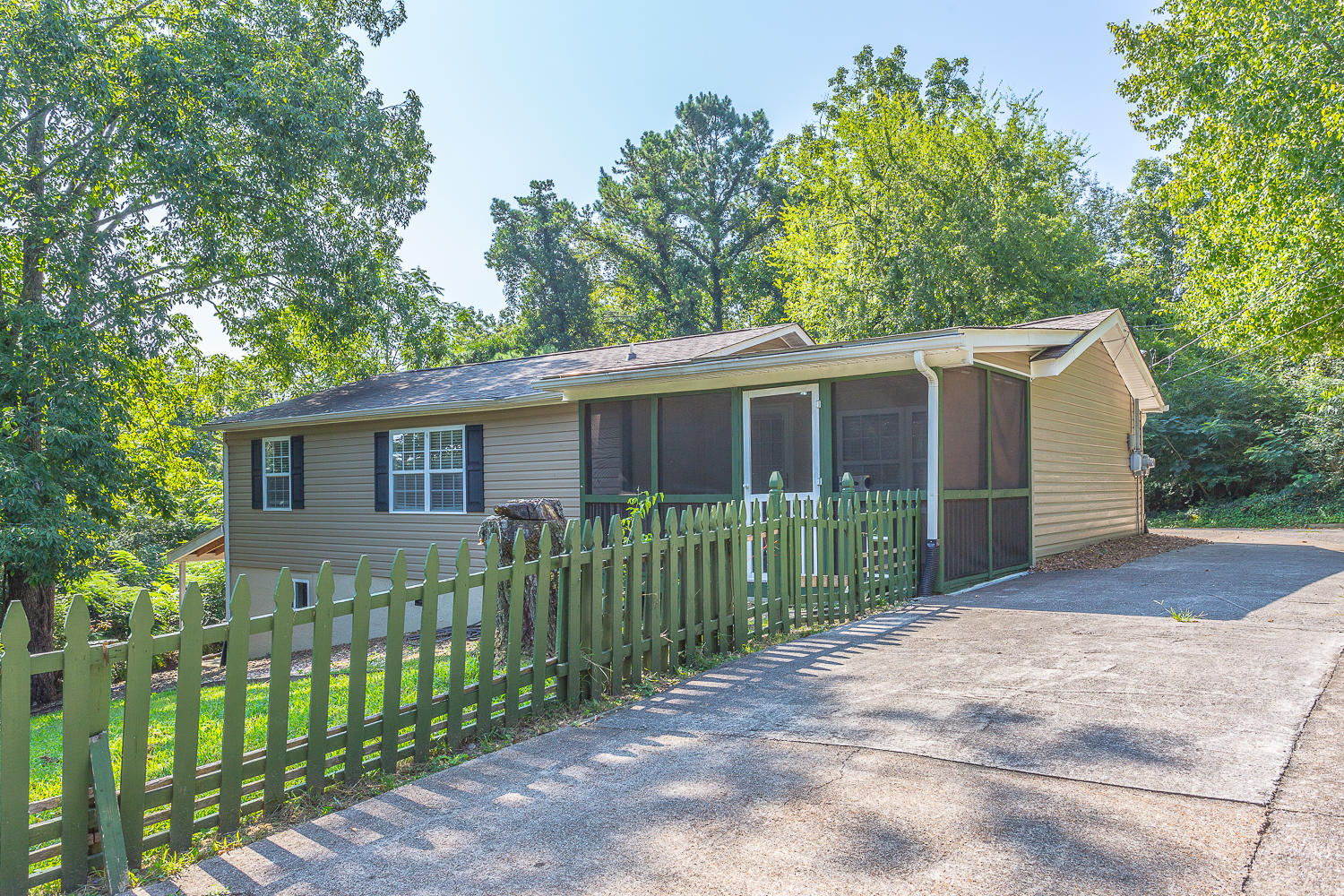 8828 Igou Gap Road Chattanooga, TN 37421 - Photo 27 of 60 8828 Igou Gap-1