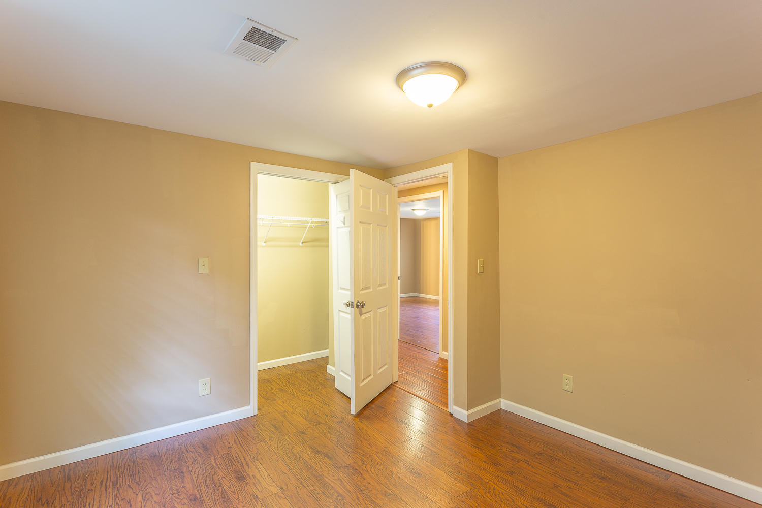 8828 Igou Gap Road Chattanooga, TN 37421 - Photo 35 of 60 8828 Igou Gap-64
