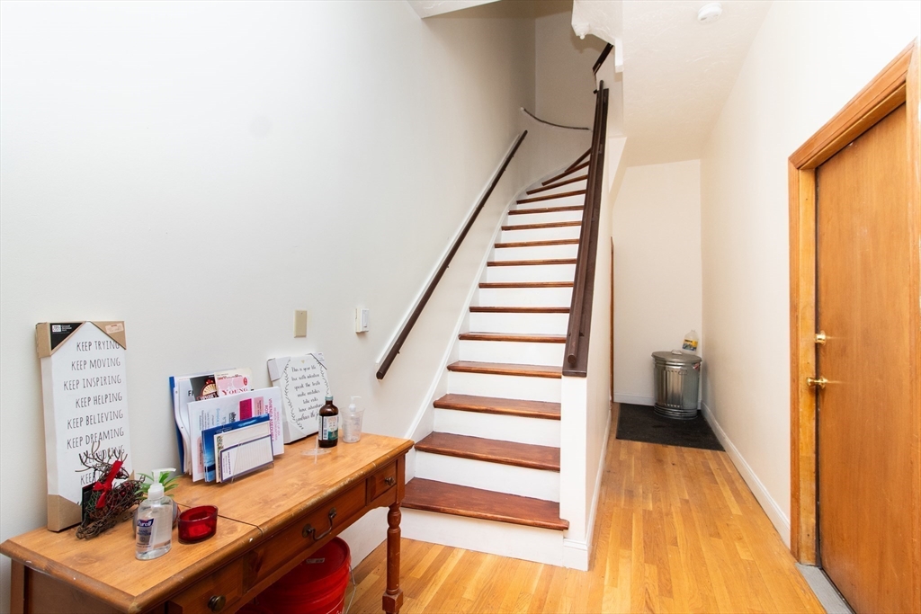 40 Cedar Street, Unit 2 Boston, MA 02119 - Photo 18 of 20