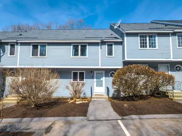 $335,000 | 56 Merrimack Drive, Merrimack, NH 03054