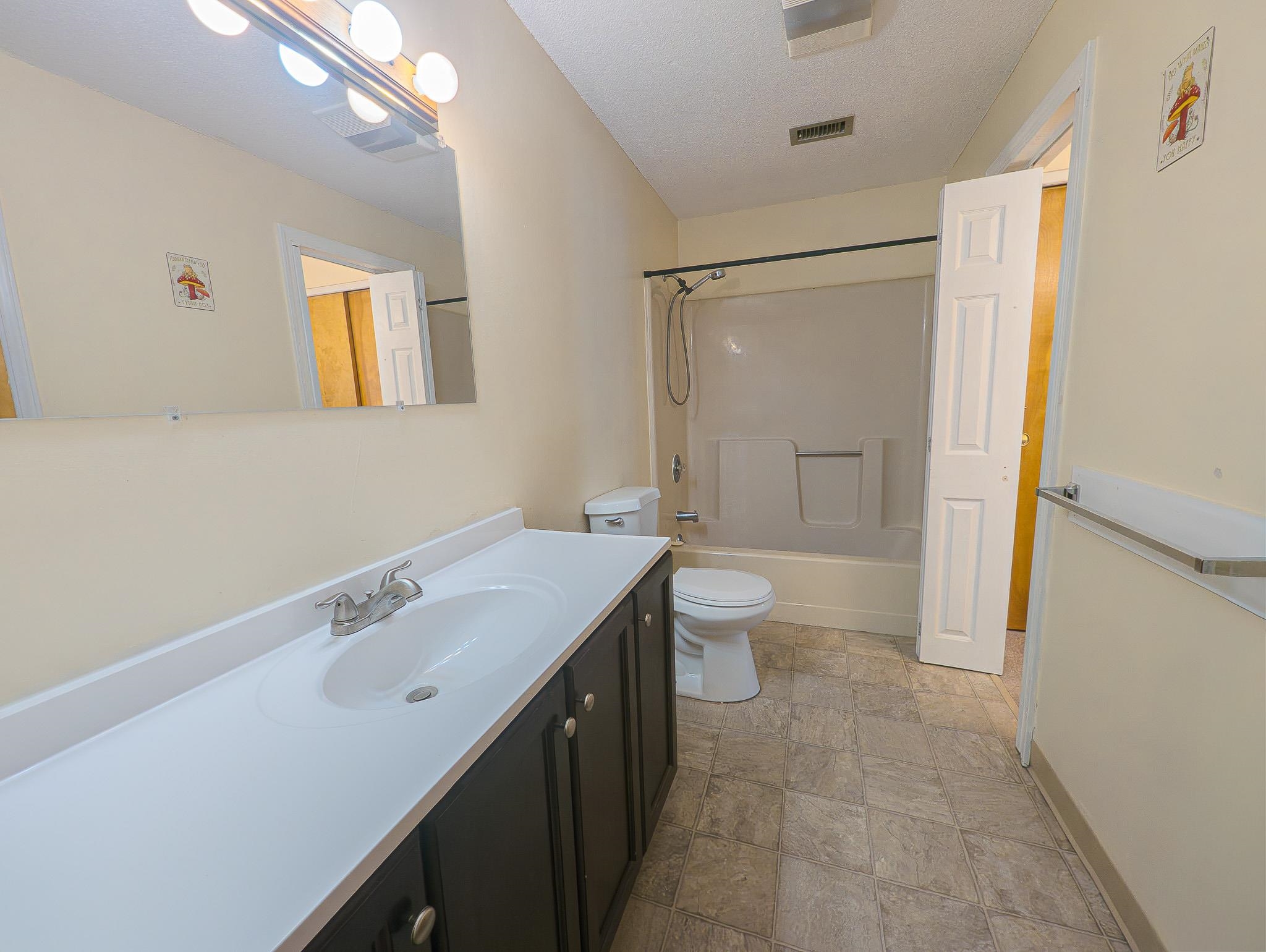 56 Merrimack Drive Merrimack, NH 03054 - Photo 21 of 26