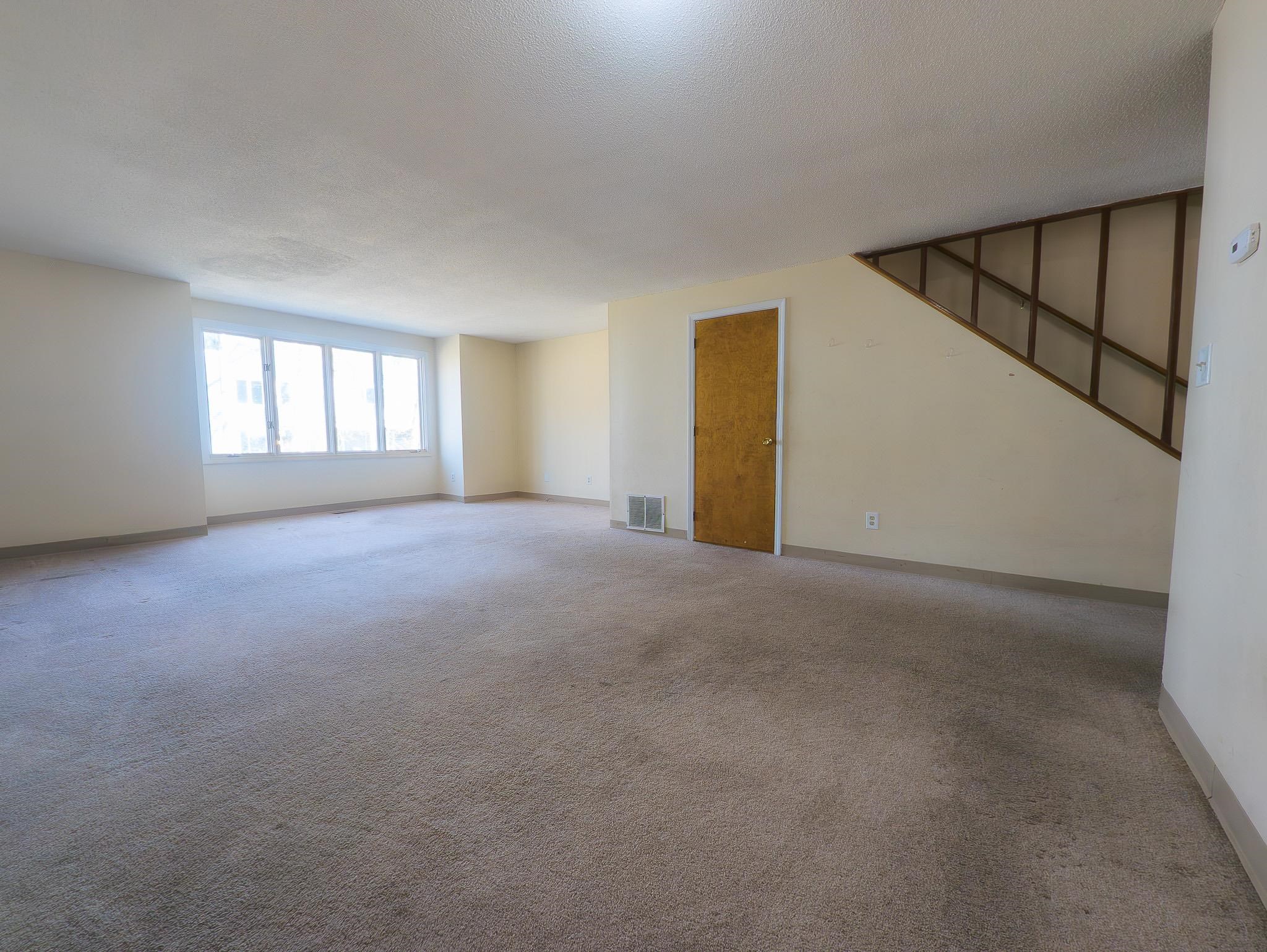 56 Merrimack Drive Merrimack, NH 03054 - Photo 10 of 26
