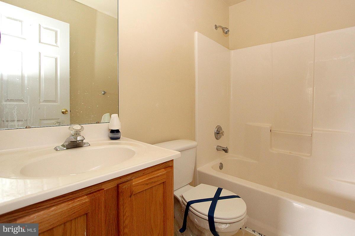 5529 Shallow River Road Clinton, MD 20735 - Photo 23 of 30 Bath