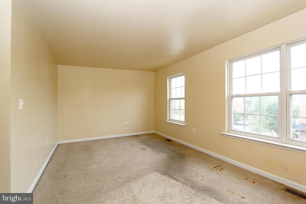 5529 Shallow River Road Clinton, MD 20735 - Photo 26 of 30 Bedroom (Master)