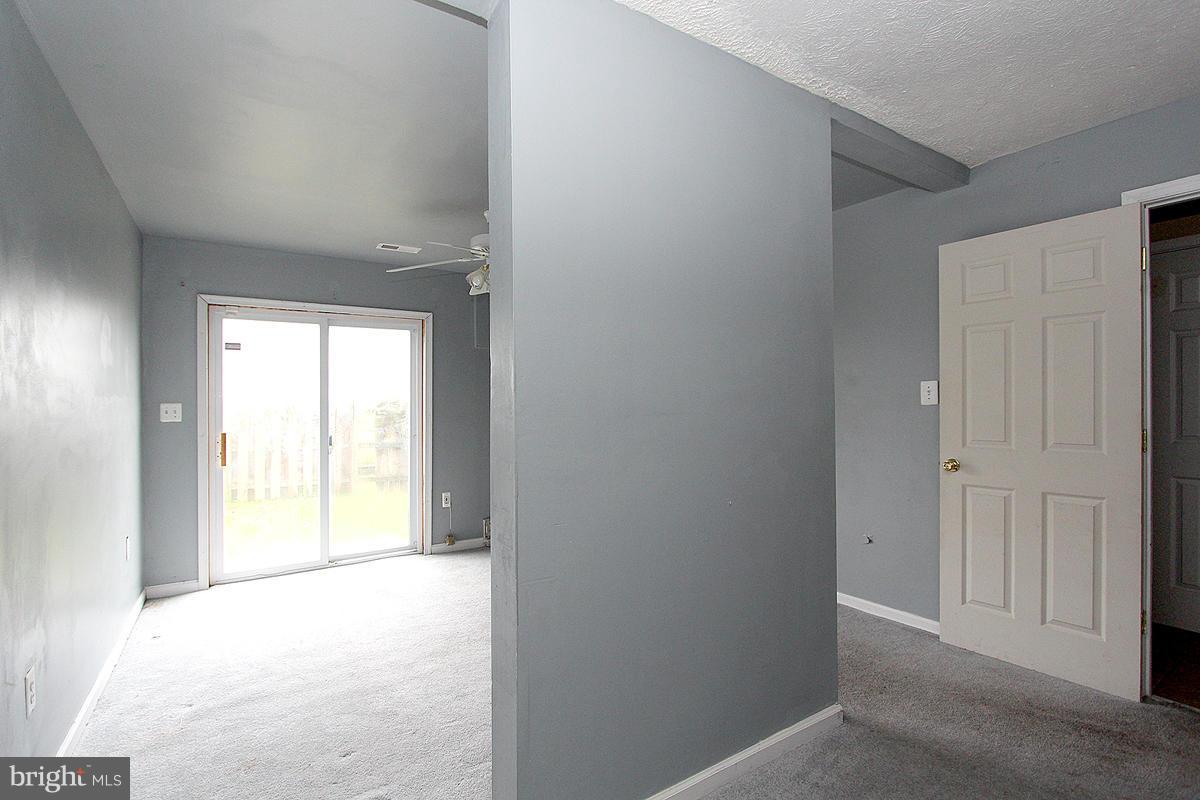 5529 Shallow River Road Clinton, MD 20735 - Photo 10 of 30 Family Room