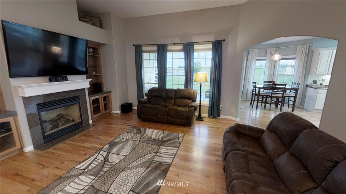 8118 2.4 Road Northeast Moses Lake, WA 98837 - Photo 7 of 25 Gallery Image 7