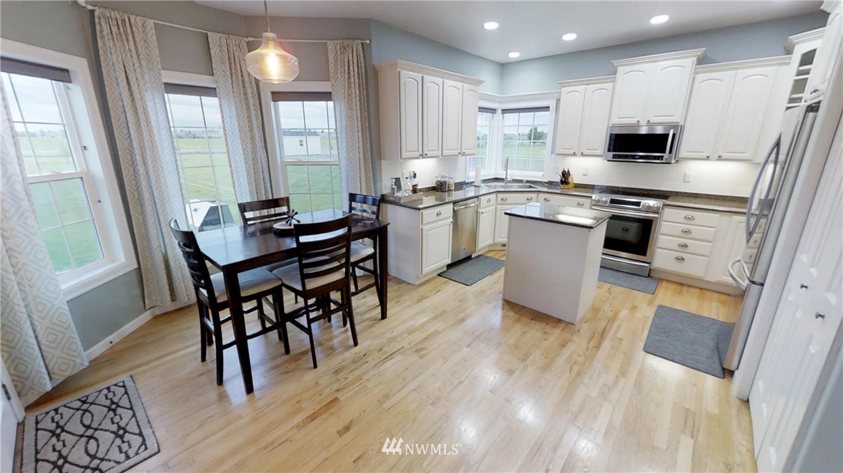 8118 2.4 Road Northeast Moses Lake, WA 98837 - Photo 9 of 25 Gallery Image 9