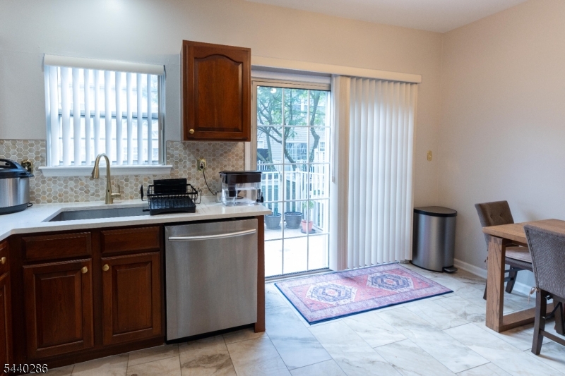 248 Warren Street Newark, NJ 07103 - Photo 10 of 23