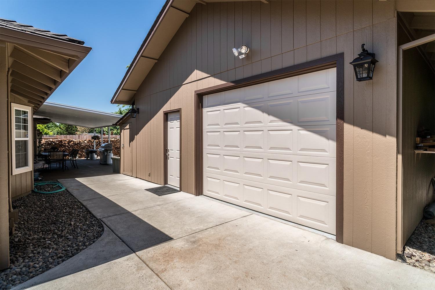 2715 Roberts Road Medford, OR 97504 - Photo 7 of 31 Additional Photo